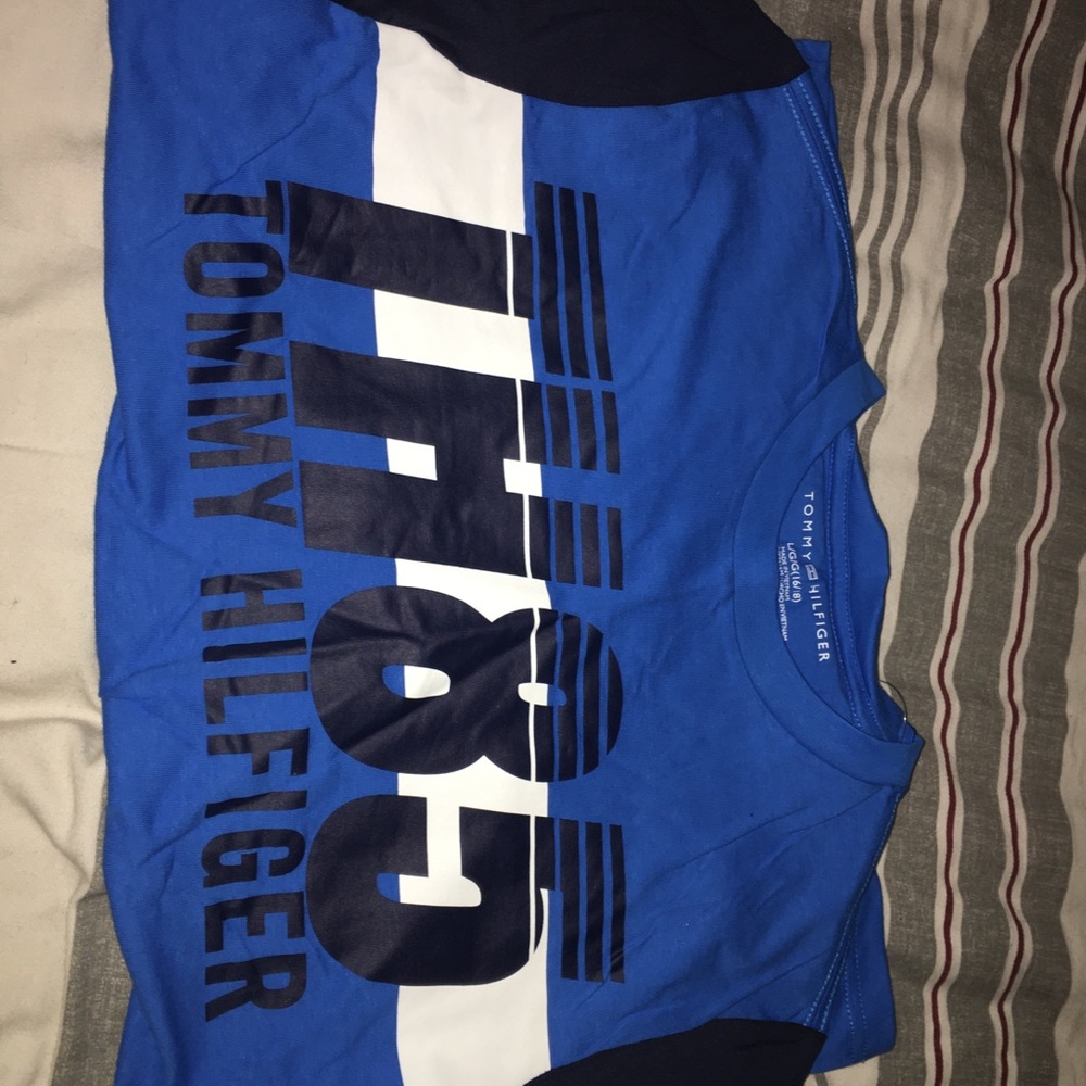 Men’s new Tommy Hilfiger shirt